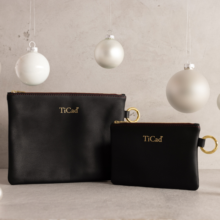 TiCad Clutch mit Logo schwarz