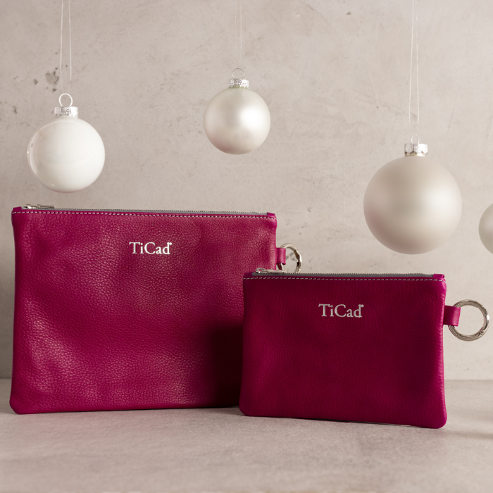 TiCad Clutch Violett mit Weihnachtsdeko
